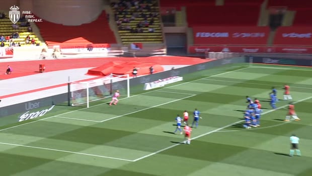 Caio Henrique's superb free-kick vs Troyes